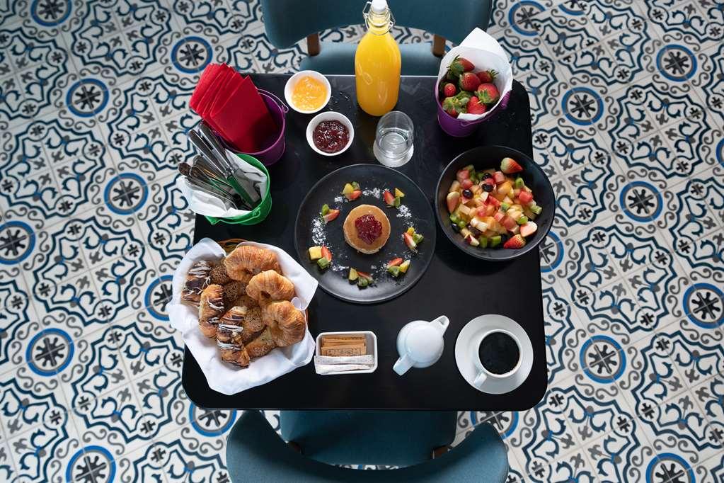 Park Inn By Radisson Jubail Industrial City Restaurant bilde