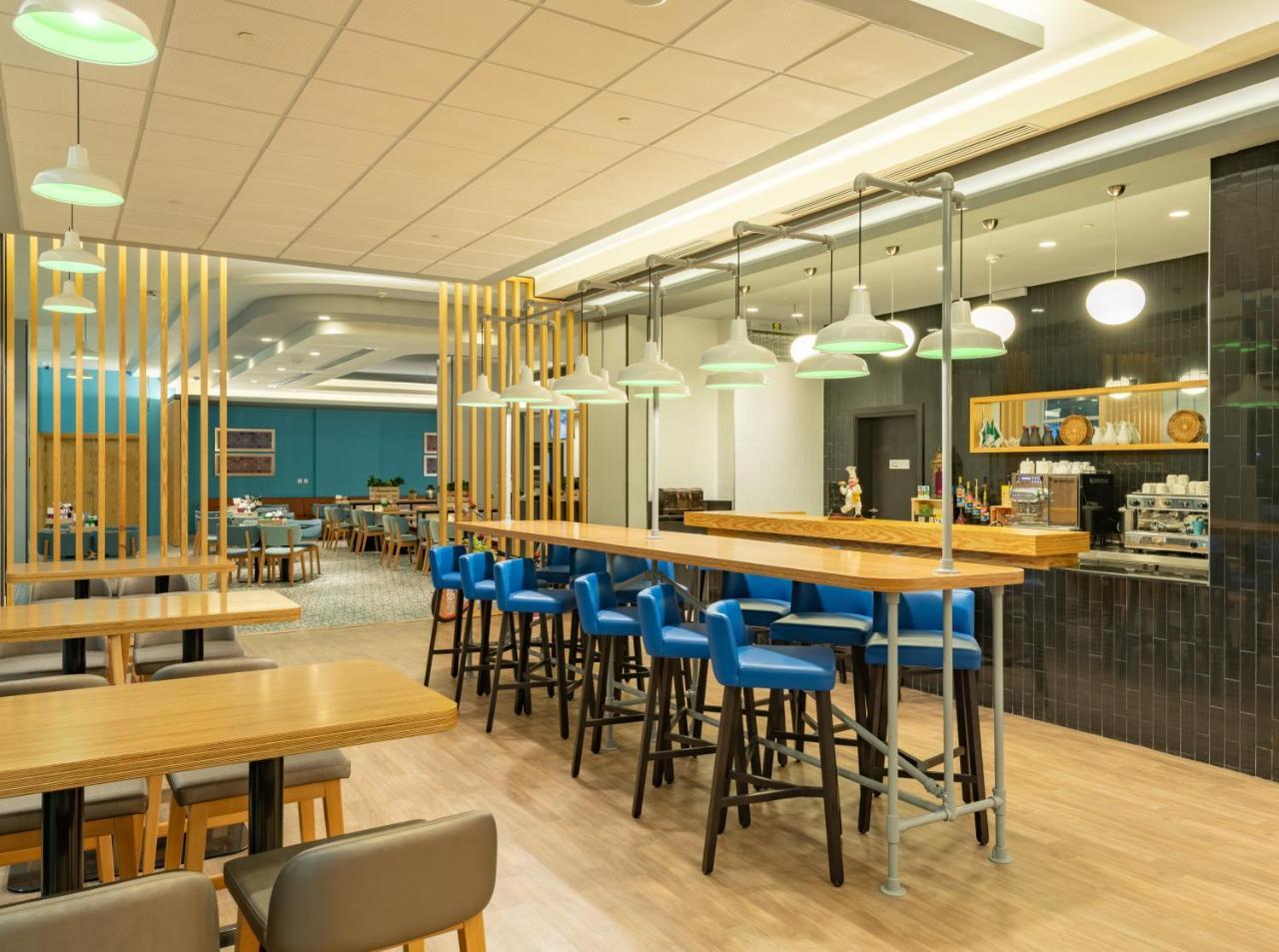 Park Inn By Radisson Jubail Industrial City Eksteriør bilde